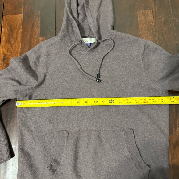 Artefact Merino Wool Pullover Hoodie Girls Size Large - Picture 5 of 6